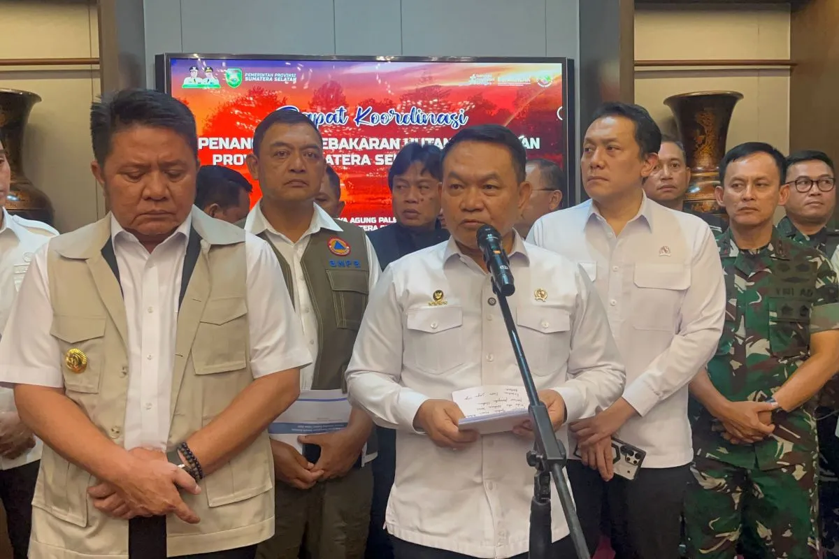 Menko Polkam Tetapkan Lima Prioritas Penanganan Karhutla di Sumatera Selatan untuk Cegah Meluasnya Kebakaran